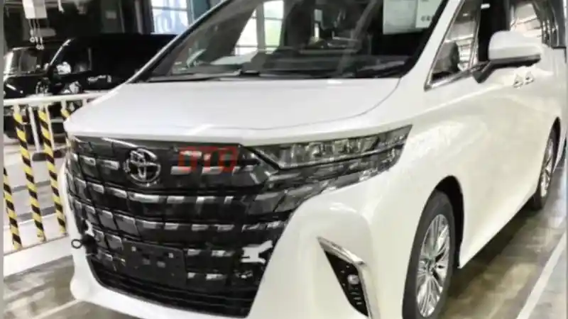 Berita - Wujud Alphard-Vellfire Generasi Terbaru Lagi-Lagi Bocor