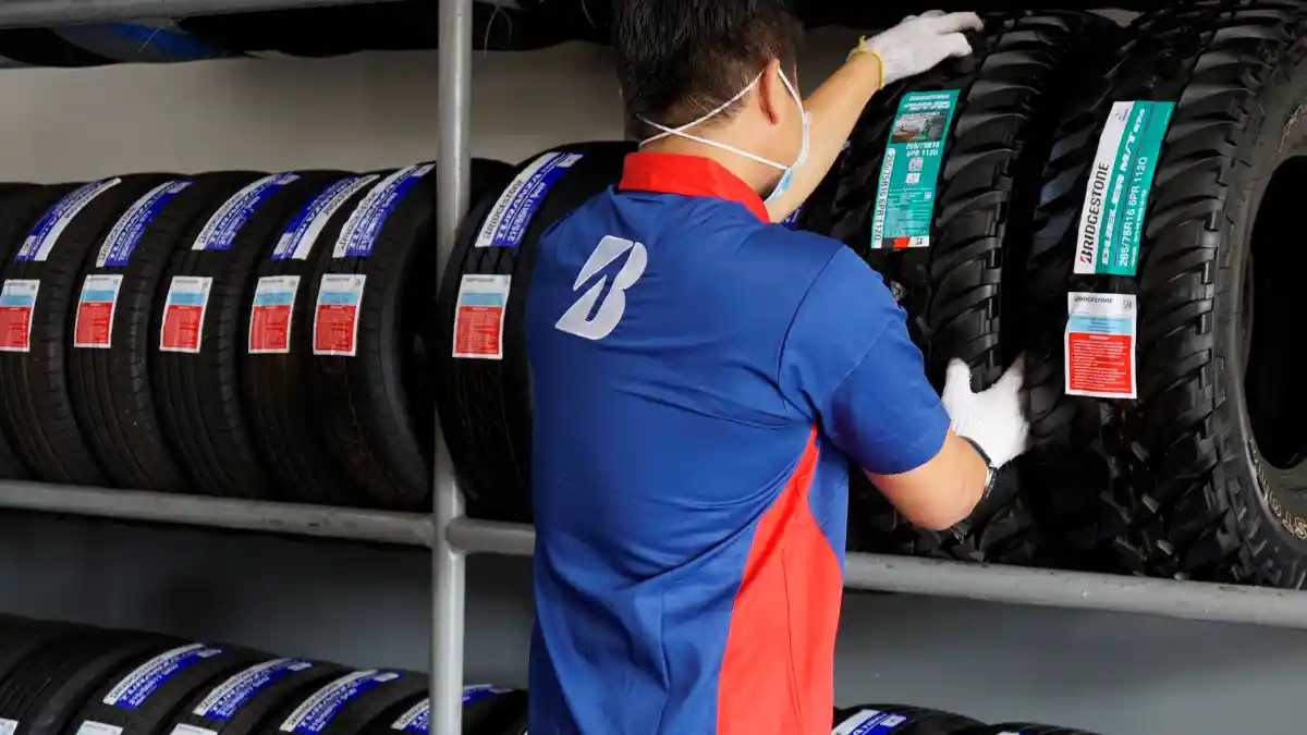 Berita - Bridgestone Indonesia Perkenalkan Label Ban Baru