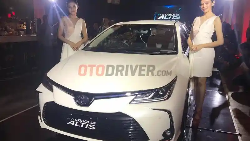 Foto - Apa Saja Keunggulan Altis Hybrid Dibanding Tipe Konvensionalnya?