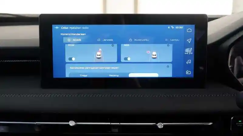 Foto - Wuling Alvez, SUV dengan Banderol Menggiurkan