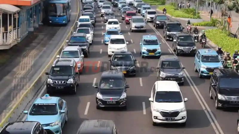 Foto - Libur Ganjil-Genap Diperpanjang Hingga 4 Juni 2020