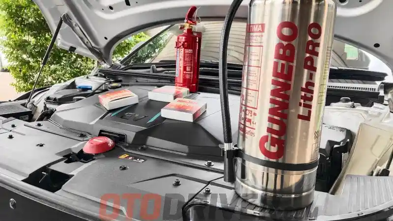 Mobil Listrik - Waduh, Banyak Mobil Listrik Punya APAR Tak Sesuai Peruntukan
