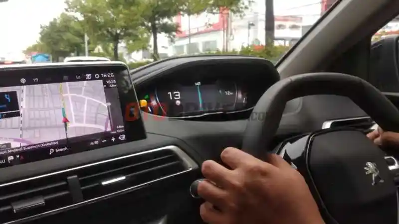 Foto - Fitur Ini Bisa Menyelamatkan Pengemudi dari Micro Sleep