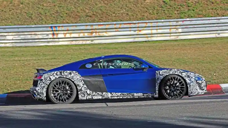 Berita - Calon Audi R8 Facelift Ketahuan Tes di Sirkuit