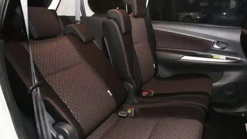 Foto - FIRST DRIVE: Toyota New Veloz 1.5 A/T