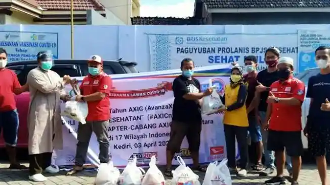 Foto - Cara AXIC Merayakan Sweet Seventeen Di Masa Pandemi