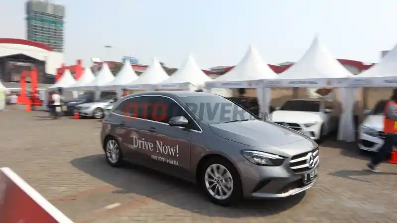 Foto - VIDEO: Crash Test Mercedes-Benz B-Class (ANCAP)