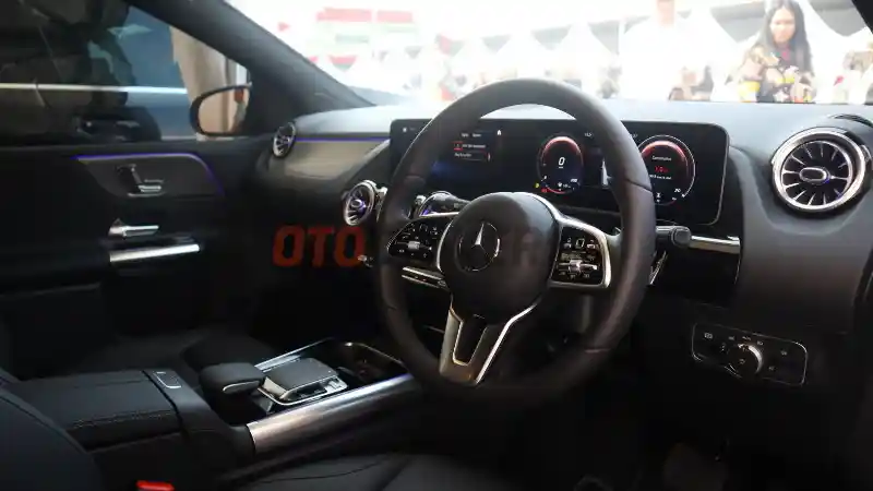 Foto - FIRST DRIVE: Mercedes-Benz B200 Progressive Line 2019