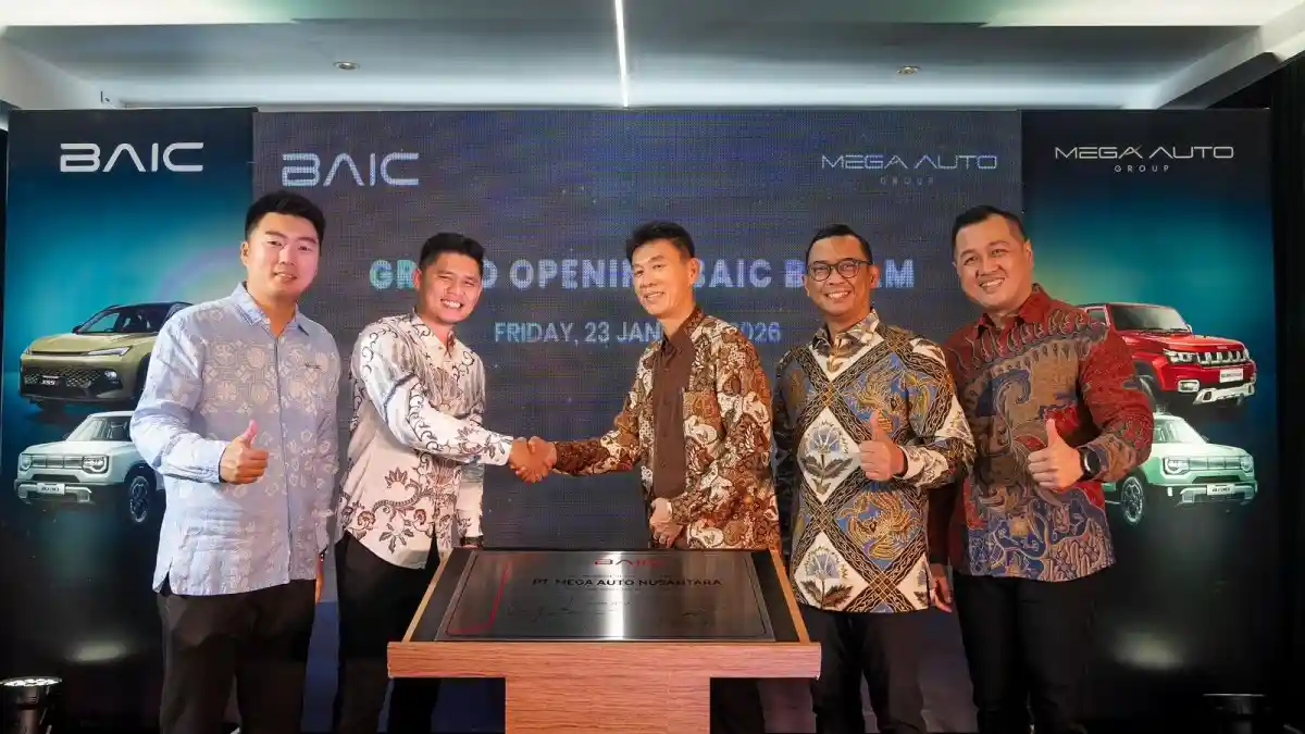 Foto - BAIC Resmikan Dealer Ke-17 Berlokasi Di Batam, Ini Fasilitasnya