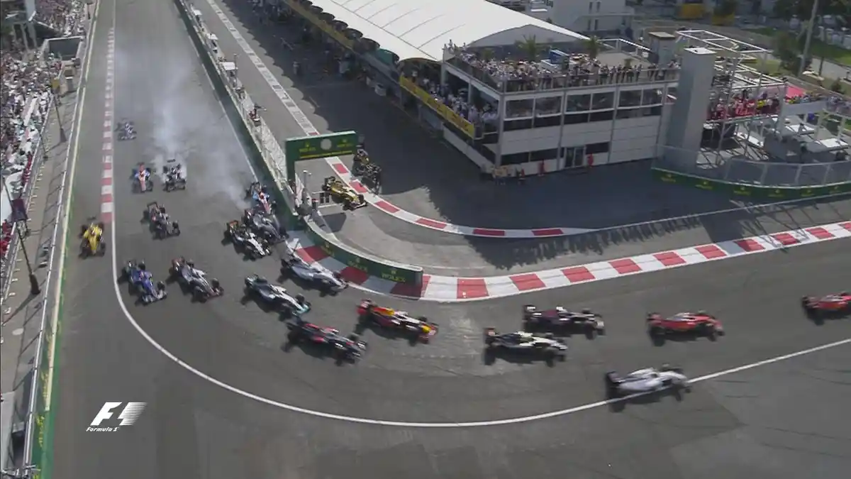 Berita - F1 Azerbaijan: Niko Rosberg Juara di Sirkuit Jalan Raya Terbaru, Rio Selamatkan Manor Racing