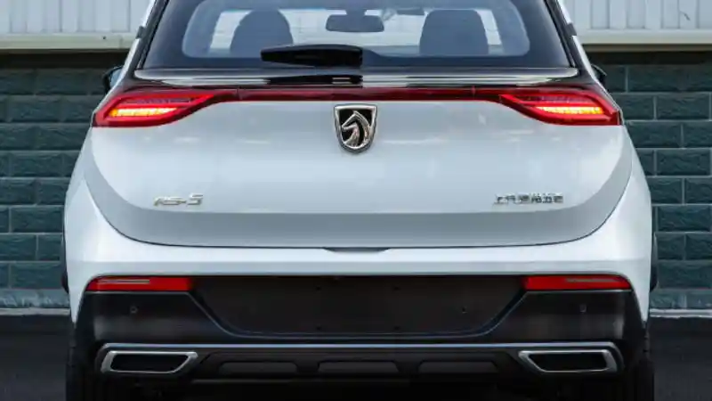 Foto - Wuling Batal Masukkan Crossover Adik Almaz Di Indonesia?