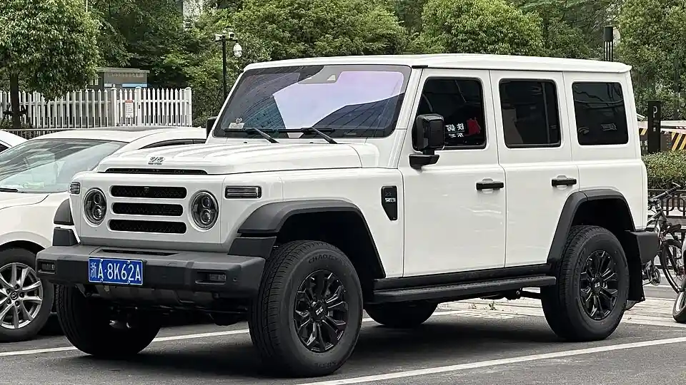 Berita - BAW 212 T01, Sosok Neo Klasik Yang Jadi Rival Jeep Wrangler