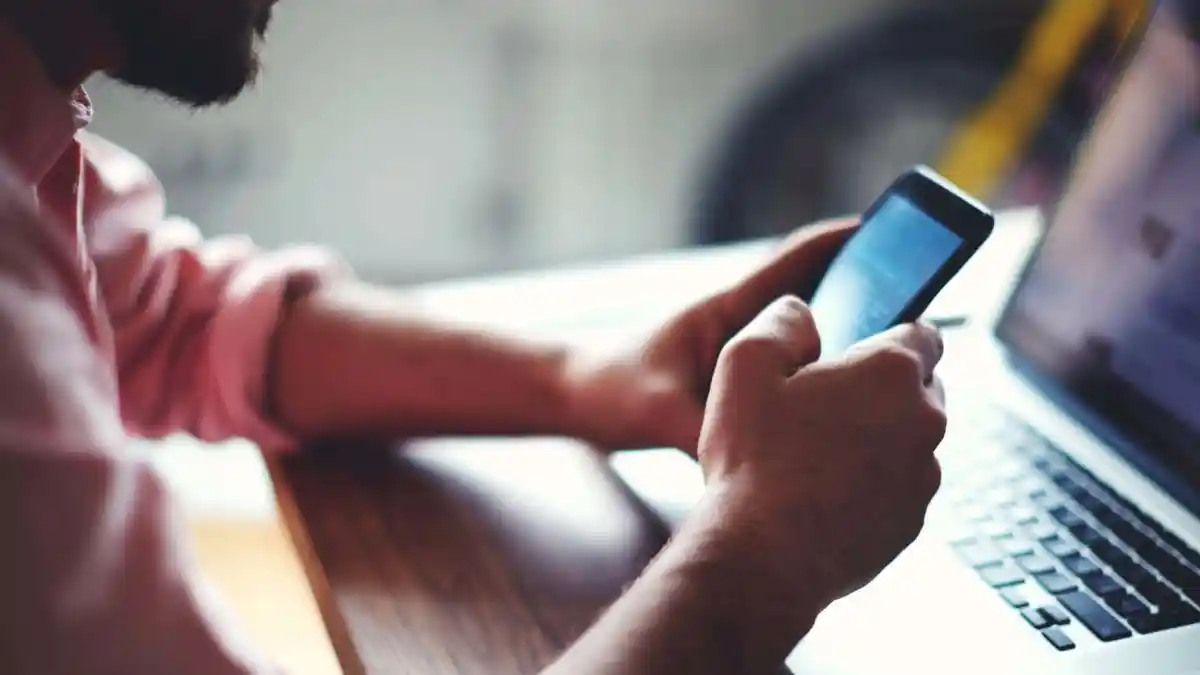 Foto - Bayar Pajak Mobil Lebih Mudah Dan Efektif Melalui Online