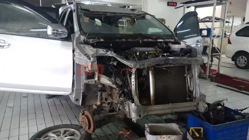 Foto - Perbaikan Bodi dan Cat di Auto2000 Serang-Banten Mulai Dari RP 800 Ribu