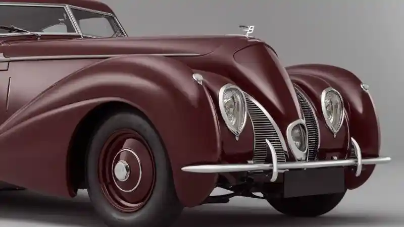 Foto - Bentley Corniche 1939, Anak Hilang yang Dilahirkan Kembali