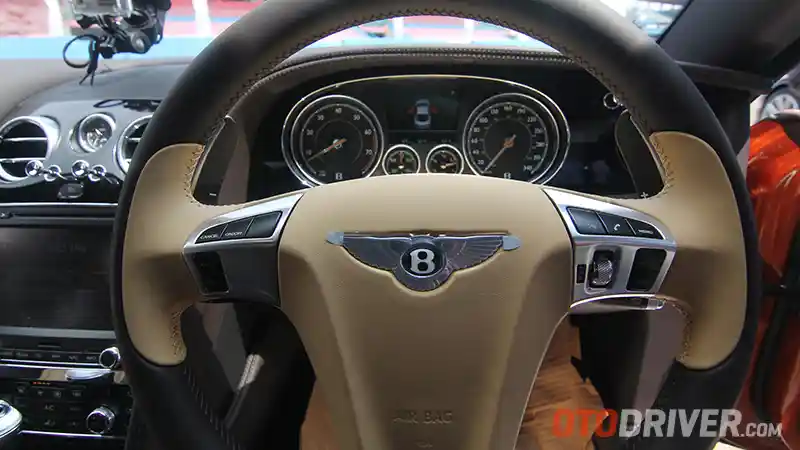 Foto - FIRST DRIVE: Bentley Continental GT V8 S