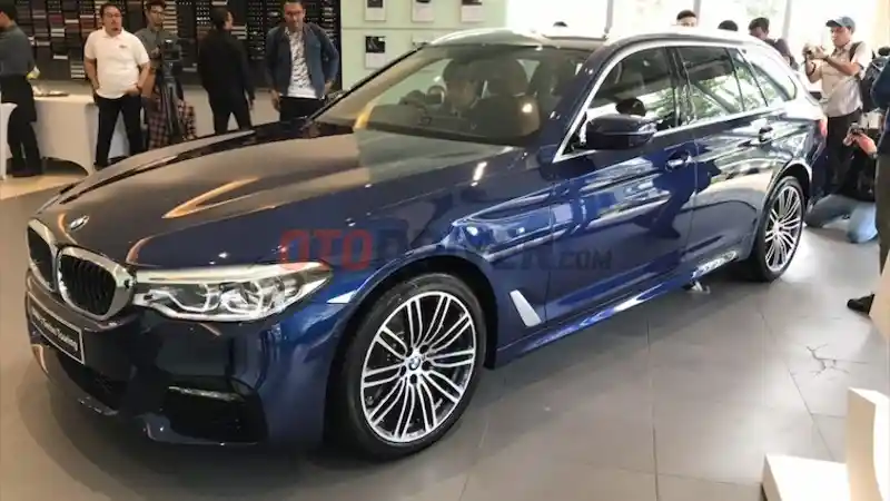Berita - Alasan BMW Indonesia Bawa Seri-5 Touring Ketimbang Seri-3 Station Wagon
