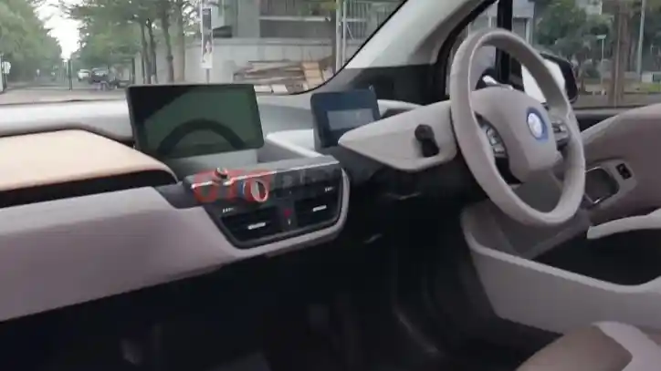 Foto - 7 Fakta BMW i3s Versi Indonesia