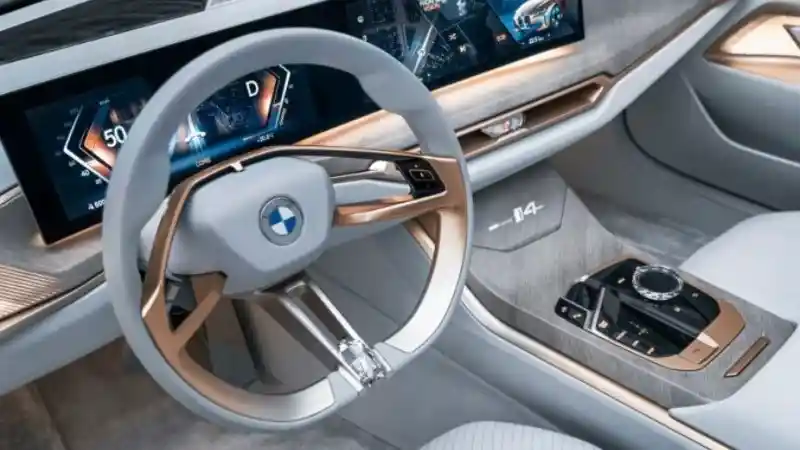 Foto - BMW Indonesia Bakal Menjual Mobil Listrik Berperforma Tinggi, Simak Bocoran Spesifikasinya