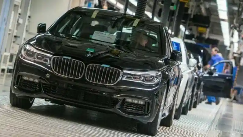 Berita - Produksi BMW Mandeg Saat Rusia Stop Pasokan Gas