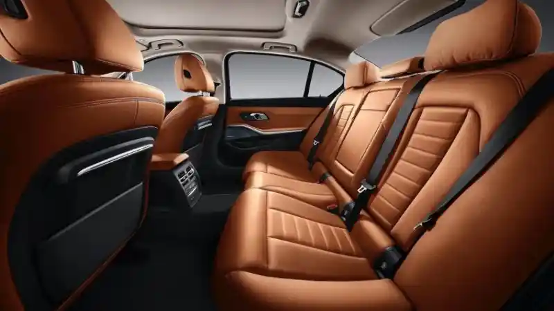 Foto - BMW Seri-3 Versi Panjang Bakal Hadir di India