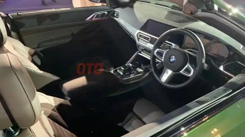 Foto - BMW Indonesia Resmi Jual Seri-4 Coupe dan Convertible Dengan Harga Mulai Rp 1,4 Milyar