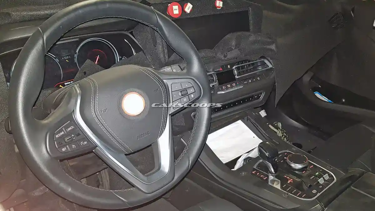 Foto - BMW X5 Generasi Terbaru Siap Meluncur, ini Detailnya