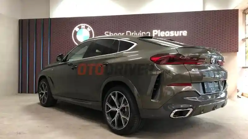 Foto - GALERI: BMW X6 2020 (21 FOTO)