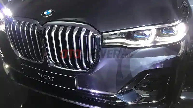 Foto - BMW X7 Resmi Tembus Rp 2,4 Milyar di Indonesia
