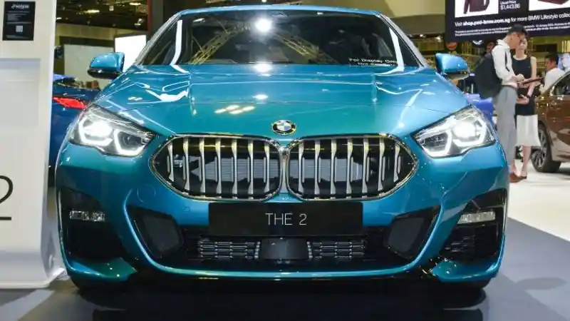 Foto - BMW Seri-2 Terbaru ini Lebih Mungil Ketimbang Sebuah CLA