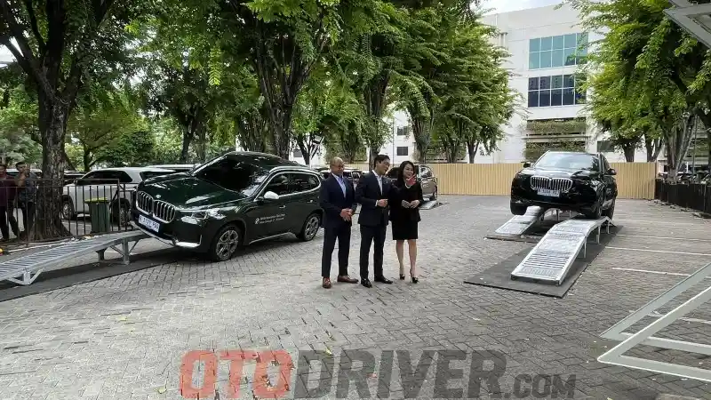 Foto - Penjualan BMW Moncer, Klaim Rajai Pasar Mobil Premium 2024