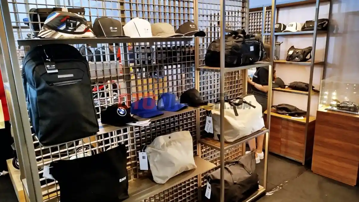 Foto - Akhir Pekan Bersama Festival BMW Group Di JIEXpo Kemayoran