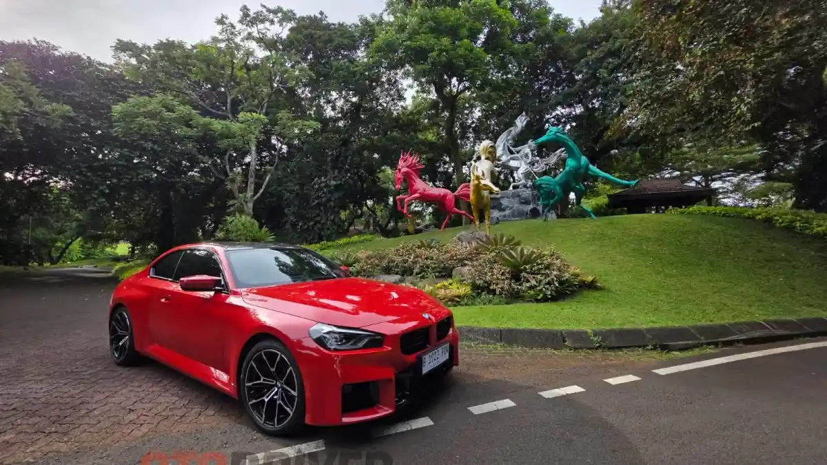 Berita - BMW M2 'Mainan' Mengasyikan Saat Liburan