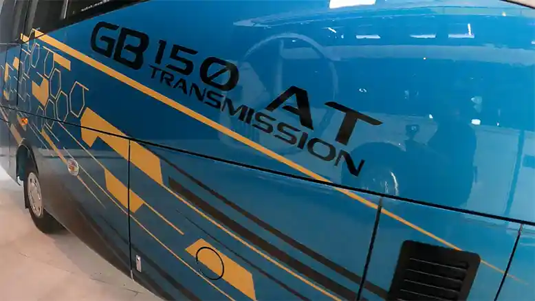 Berita - Hino GB 150 AT : Dibuat Tipe Wisata, Nyaman Dan Berfasilitas Lengkap