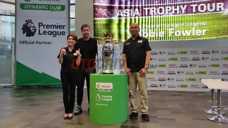 Foto - Di Tempat Ini Beli Oli Dapat Voucher BBM