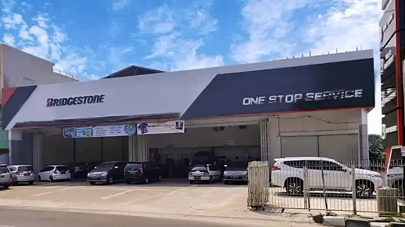Berita - Ada Janji Pengalaman Berbeda Beli Ban Bridgestone di Tempat Baru ini