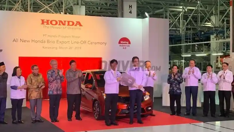 Foto - Brio Setir Kiri jadi 'Kado' Ulang Tahun Ke-20 Honda Indonesia