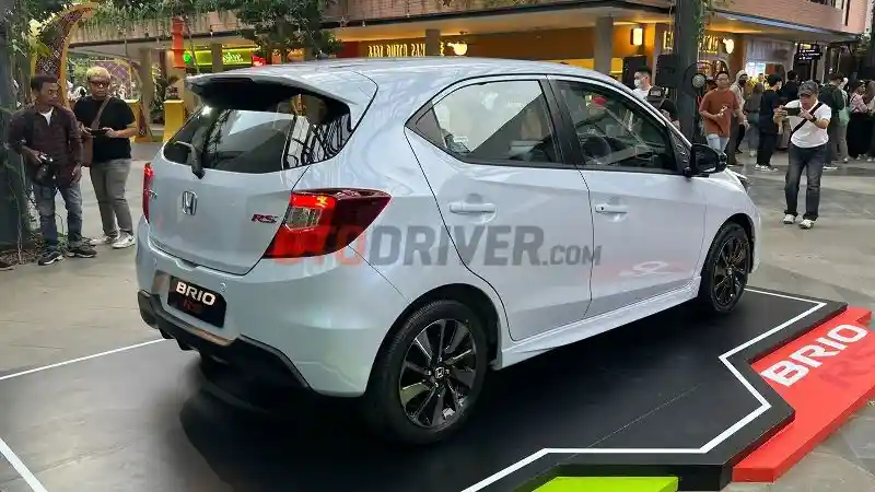 Foto - Honda Brio Facelift Meluncur. Harga Masih Lebih Murah Ketimbang Toyota Agya