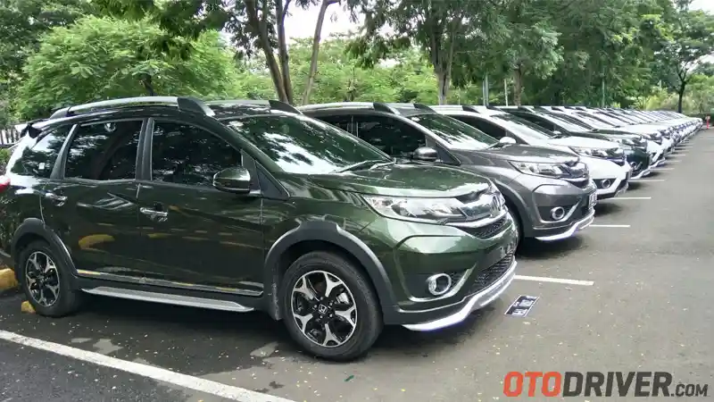 Berita - Belum Pernah Test Drive, Mengapa 200 Konsumen Berani Lunasi Honda BR-V?