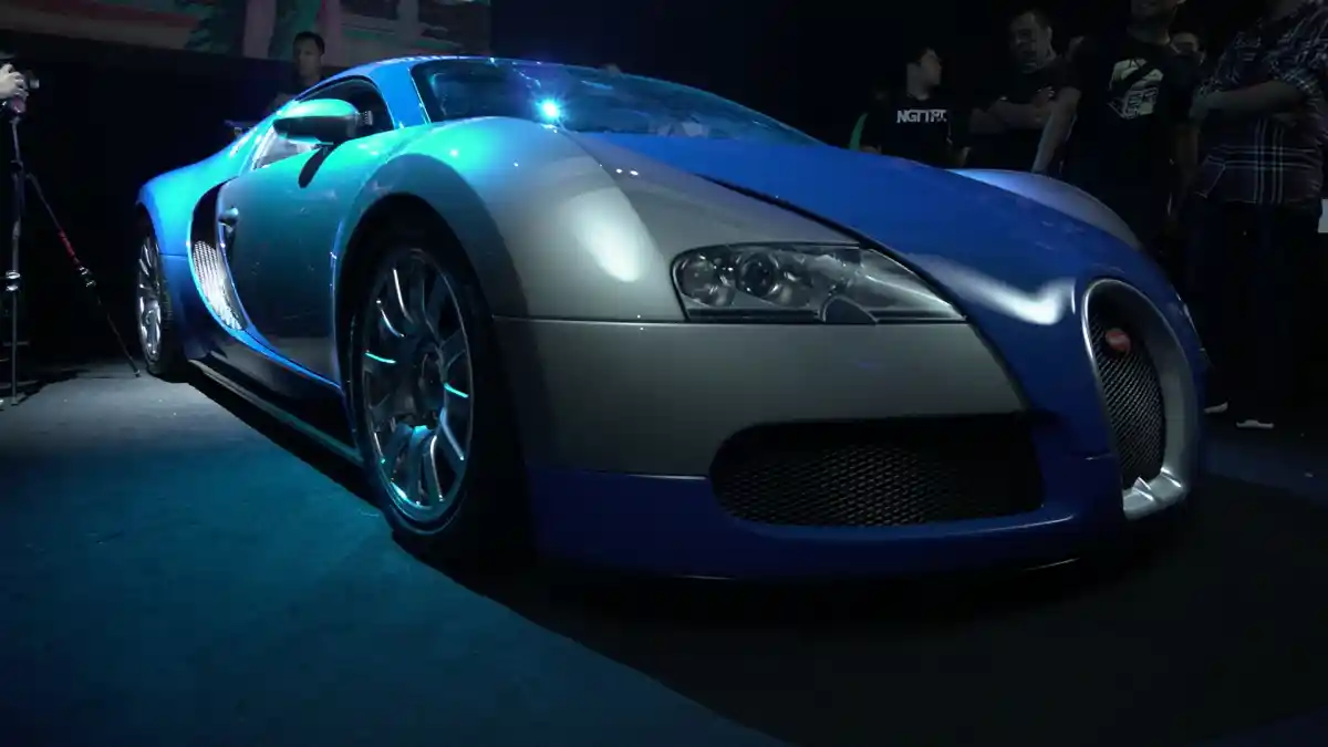 Berita - GALERI FOTO: Bugatti Veyron 16.4 Di Indonesia (18 Foto)