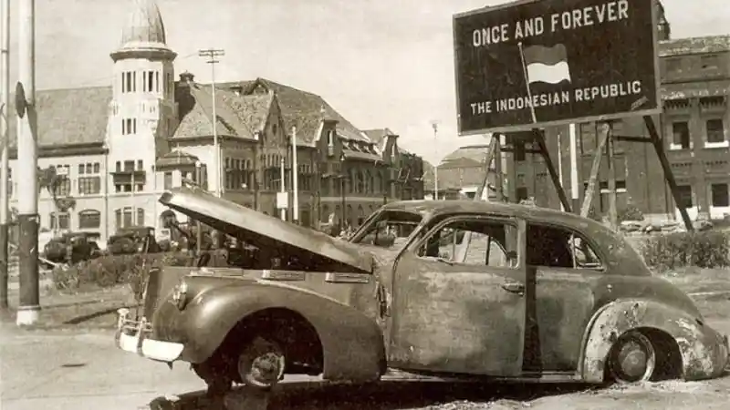 Berita - Ini Mobil Yang Memicu Terjadinya Pertempuran 10 November