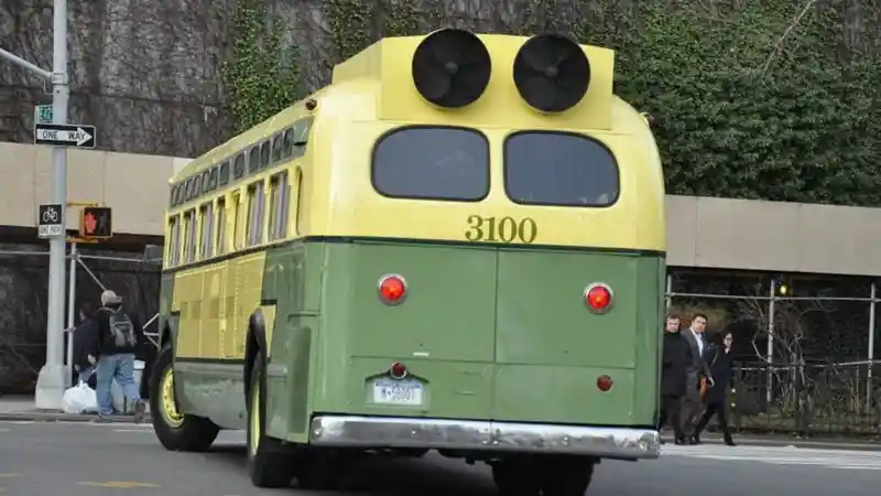 Foto - Inilah Bus Pertama Pakai AC