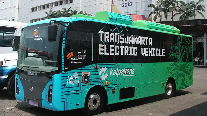 Bus - Indonesia Bakal Dibanjiri Bus Listrik Impor, Apa Efeknya?