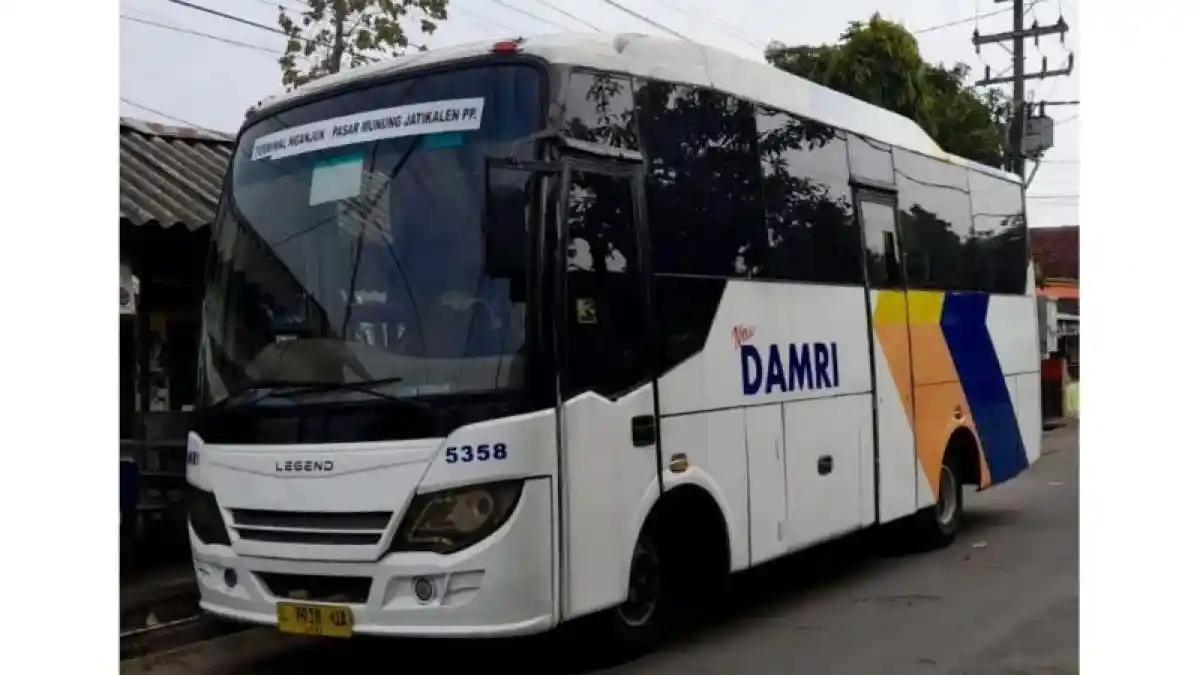 Berita - Damri Buka Jalur Daerah Terpencil Di Jawa Timur