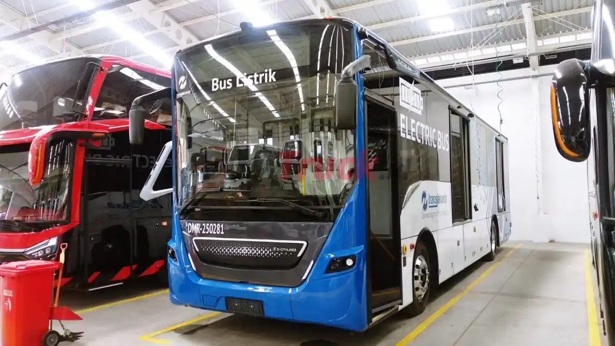 Foto - Transjakarta Sudah Angkut 40 Juta Penumpang Selama 2025