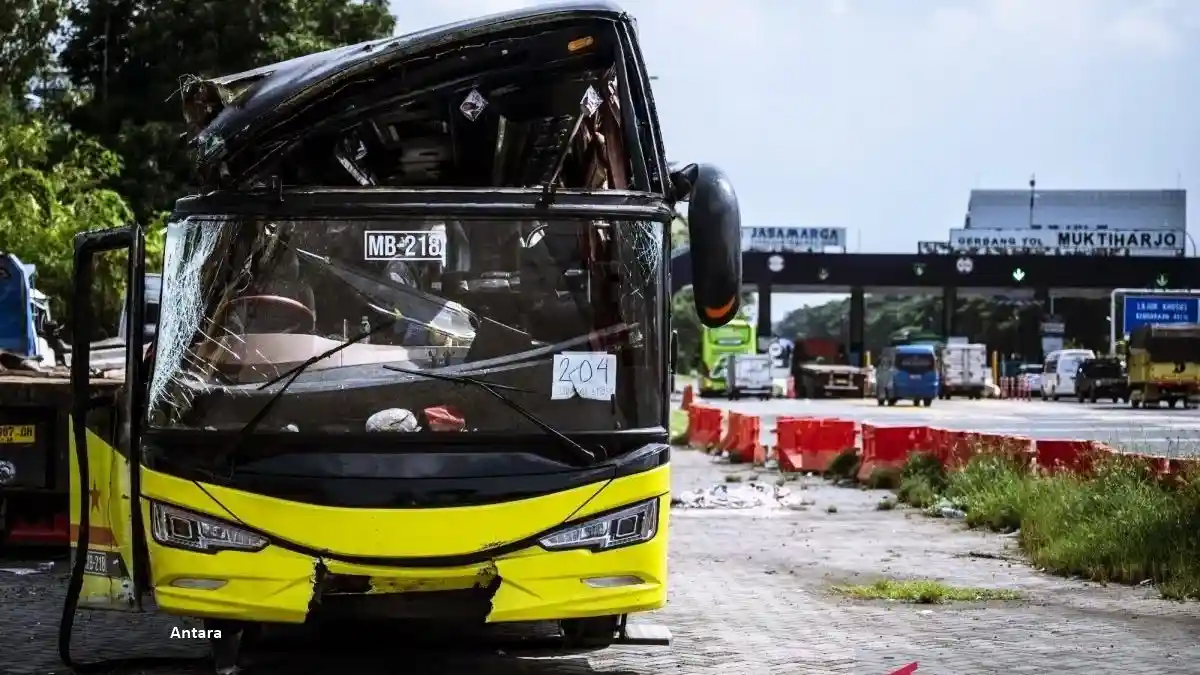 Bus - Pasca Kecelakaan Di Semarang, PO Cahaya Trans Dibekukan