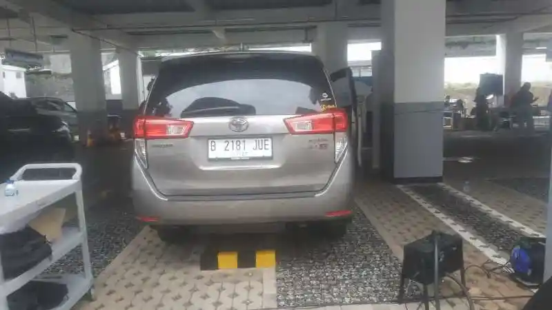 Foto - Kapan Waktu Terbaik Ganti Busi Mobil? Ini Jawabannya