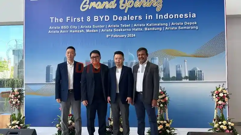 Foto - BYD Rilis Dealer Ke-8 Di Tanggal 8, Ternyata Ini Alasannya