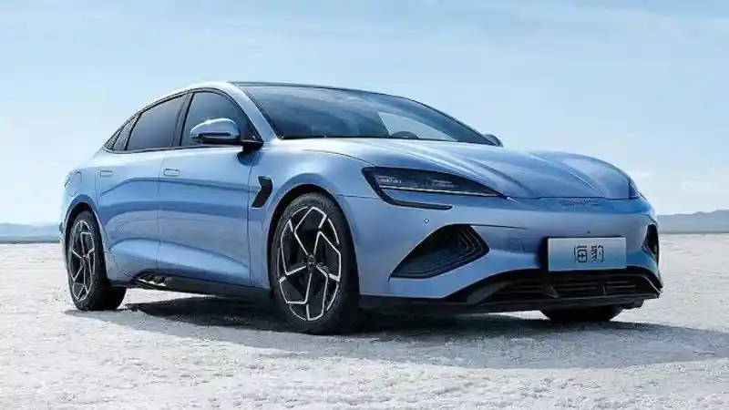 Berita - Mengenal BYD Seal Penantang BMW i4, Sedan Listrik Yang Dijual Rp 1,3 M 