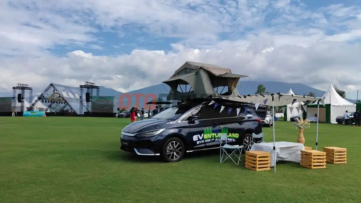 Foto - BYD M6 Laku 1.184 unit Dalam Sebulan, Ultahnya Digelar Besar-Besaran!